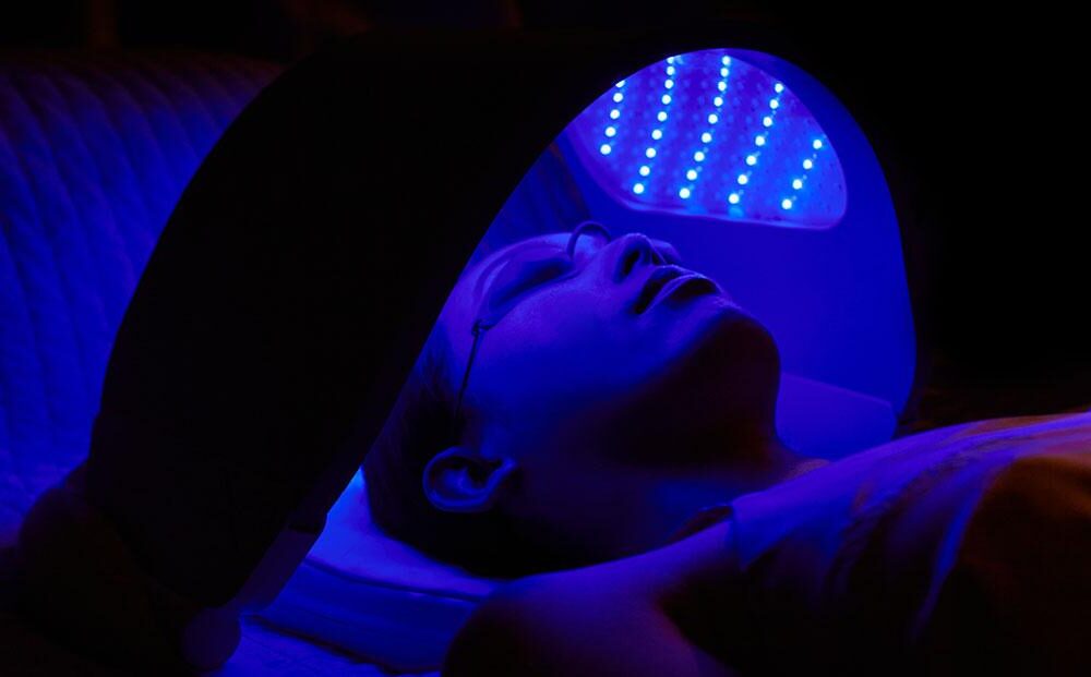 blue led light therapy